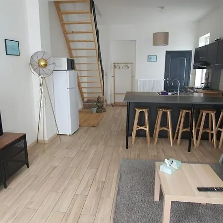 Lfa La Petite Maison Du Coin *